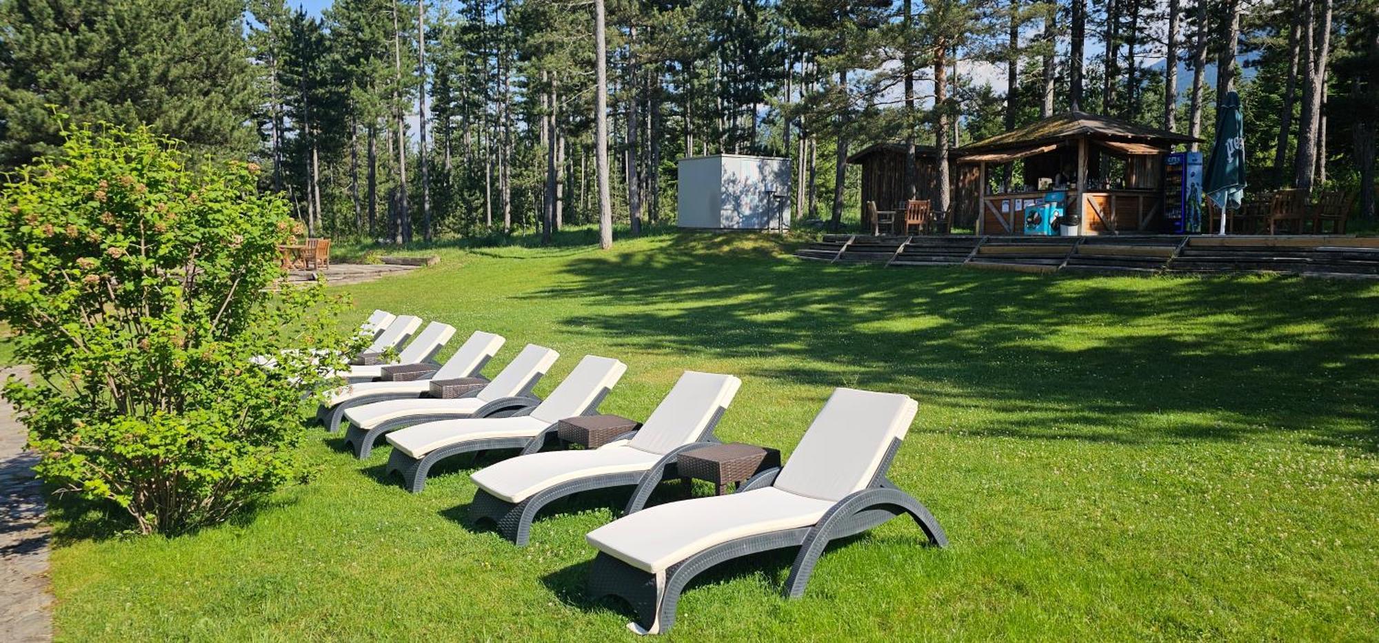 Green Peaks Suite In Pirin Golf & County Club Разлог Екстер'єр фото